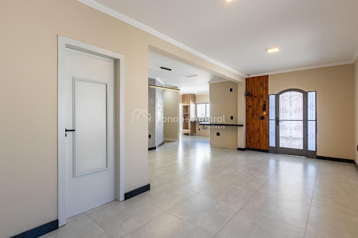 Casa, 4 quartos, 220 m² - Foto 2
