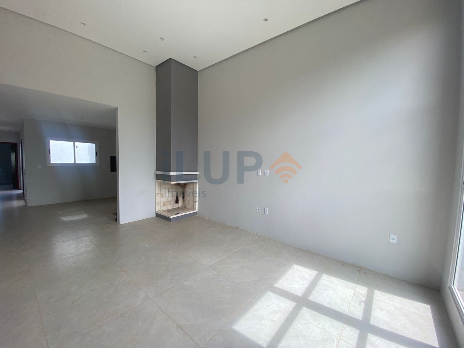 Sala de estar com lareira