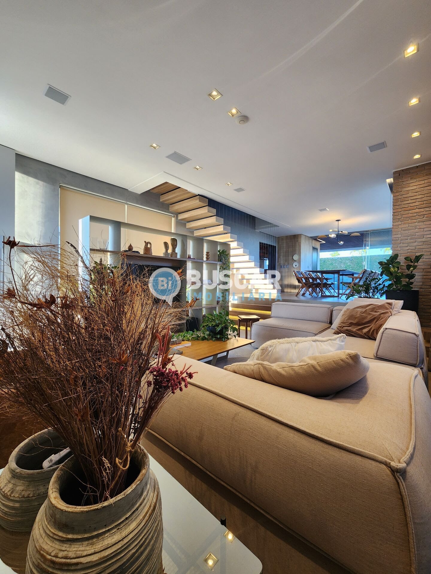 Casa à venda com 4 quartos, 4 suítes, 4 vagas e 402m² no Vale do Jacuípe, Feira de Santana (BA) — foto 5 de 30