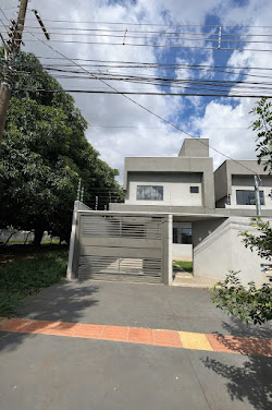 Sobrado em Vila Carlota  -  Campo Grande