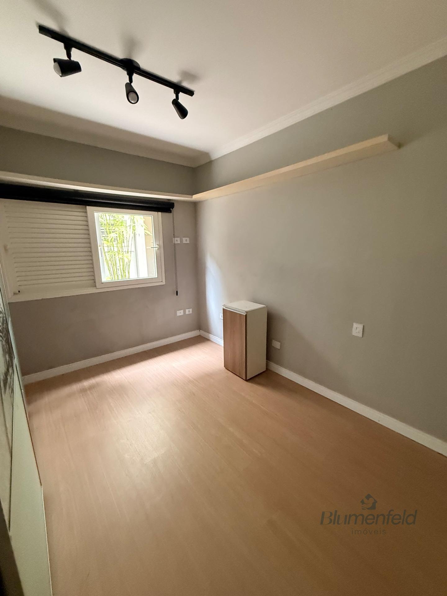 Casa à venda com 4 quartos, 4 suítes, 4 vagas e 300m² no Condomínio Arujazinho IV, Arujá (SP) — foto 13 de 30