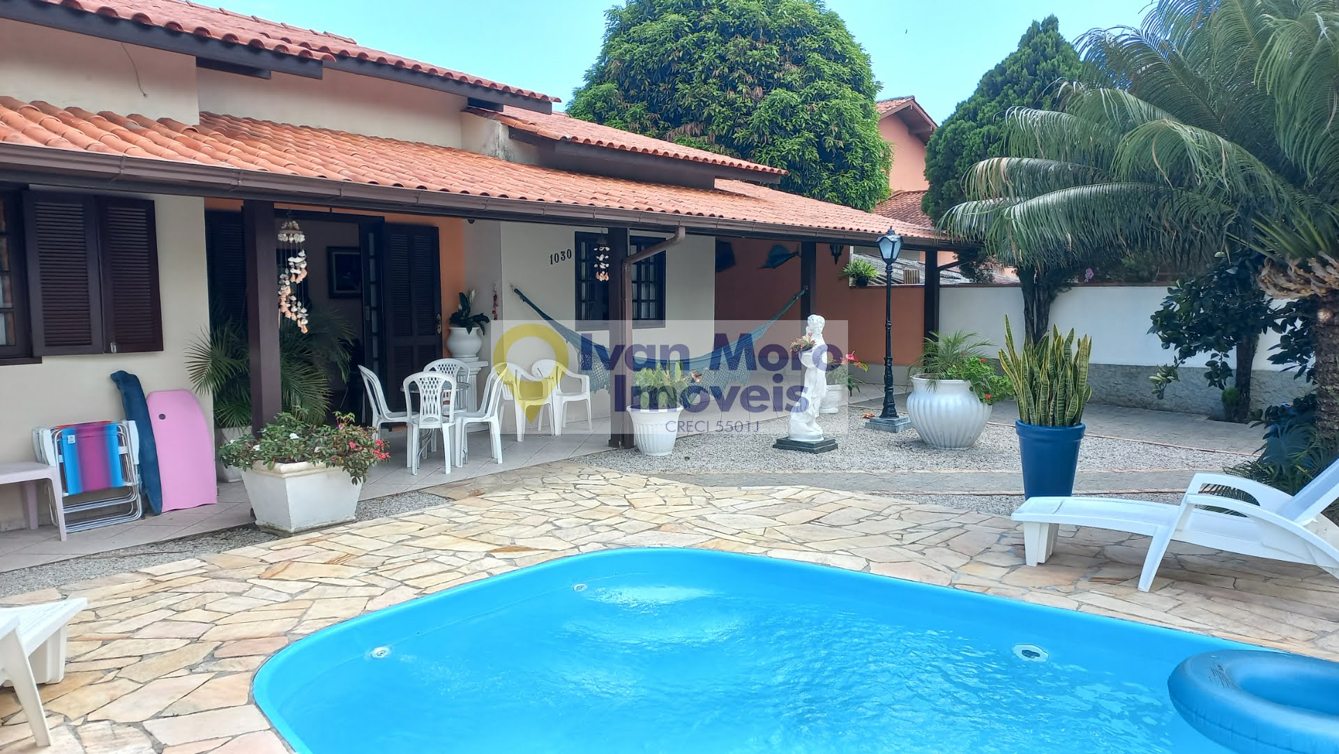Casa para alugar com 3 quartos, 1 suíte, 3 vagas e 135m² no Daniela, Florianópolis (SC) — foto 16 de 30