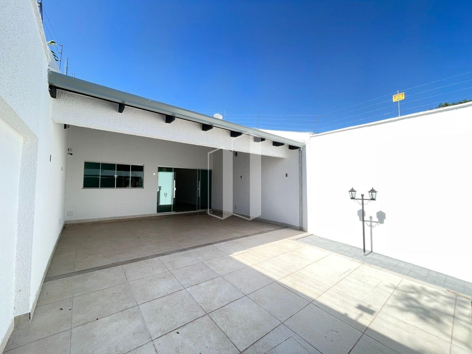 Casa à venda com 3 quartos, 1 suíte, 4 vagas e 180m² no Residencial Center Ville, Goiânia (GO) — foto 4 de 25