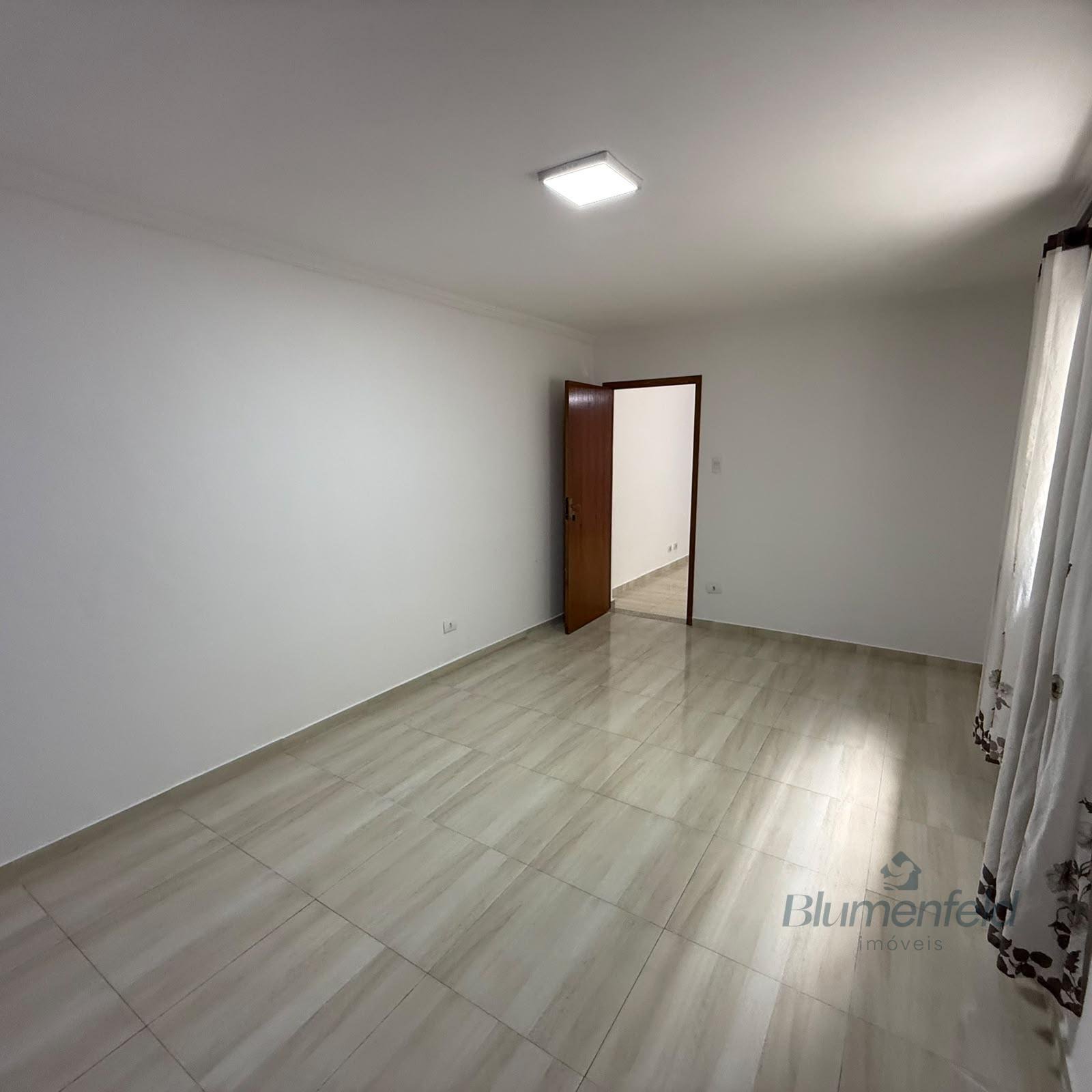 Casa para alugar com 1 quarto, 1 banheiro, 1 vaga e 80m² no Nova Arujá, Arujá (SP) — foto 8 de 11