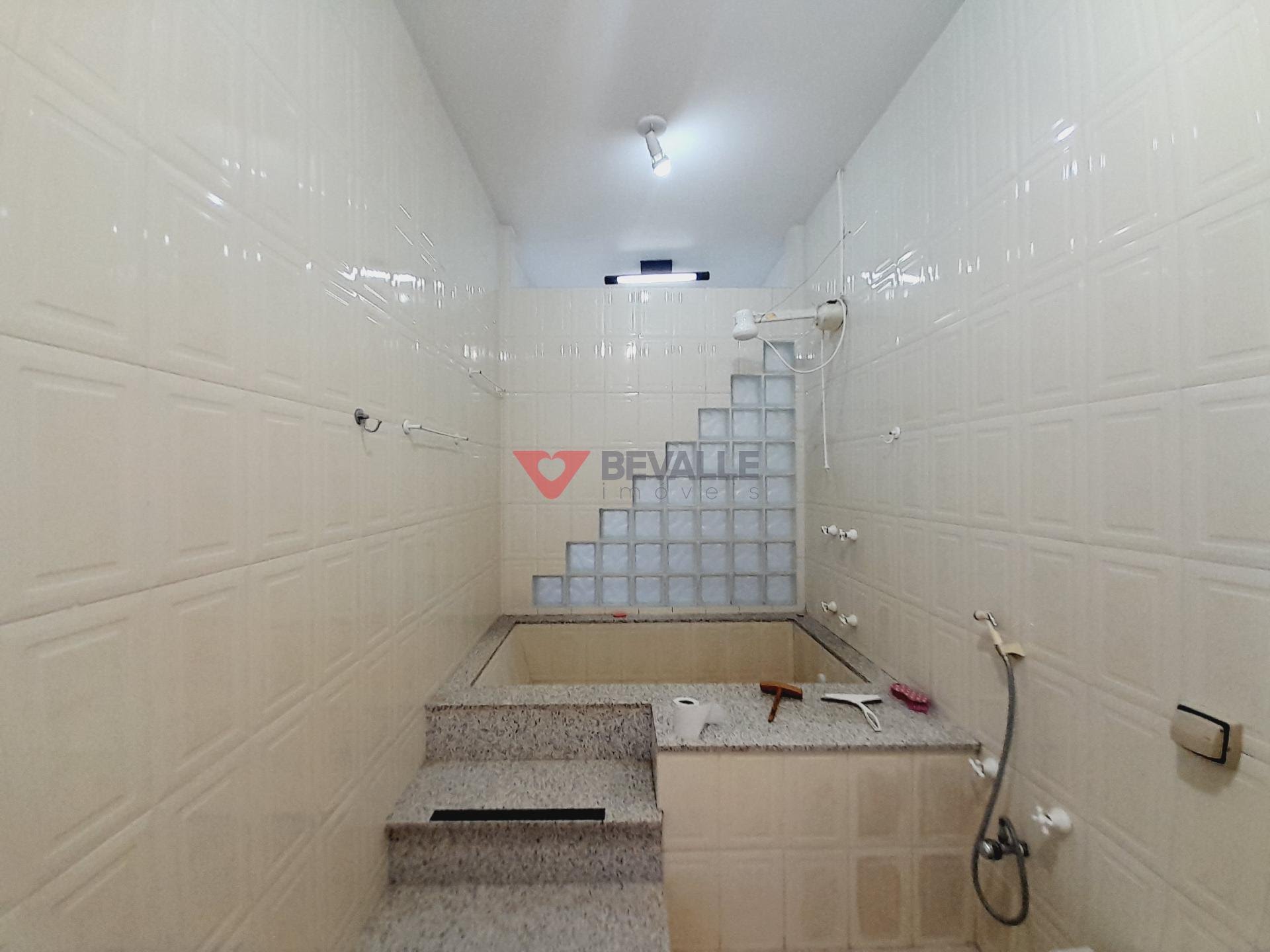Apartamento à venda com 4 quartos, 2 banheiros e 184m² no Botafogo, Rio de Janeiro (RJ) — foto 25 de 30