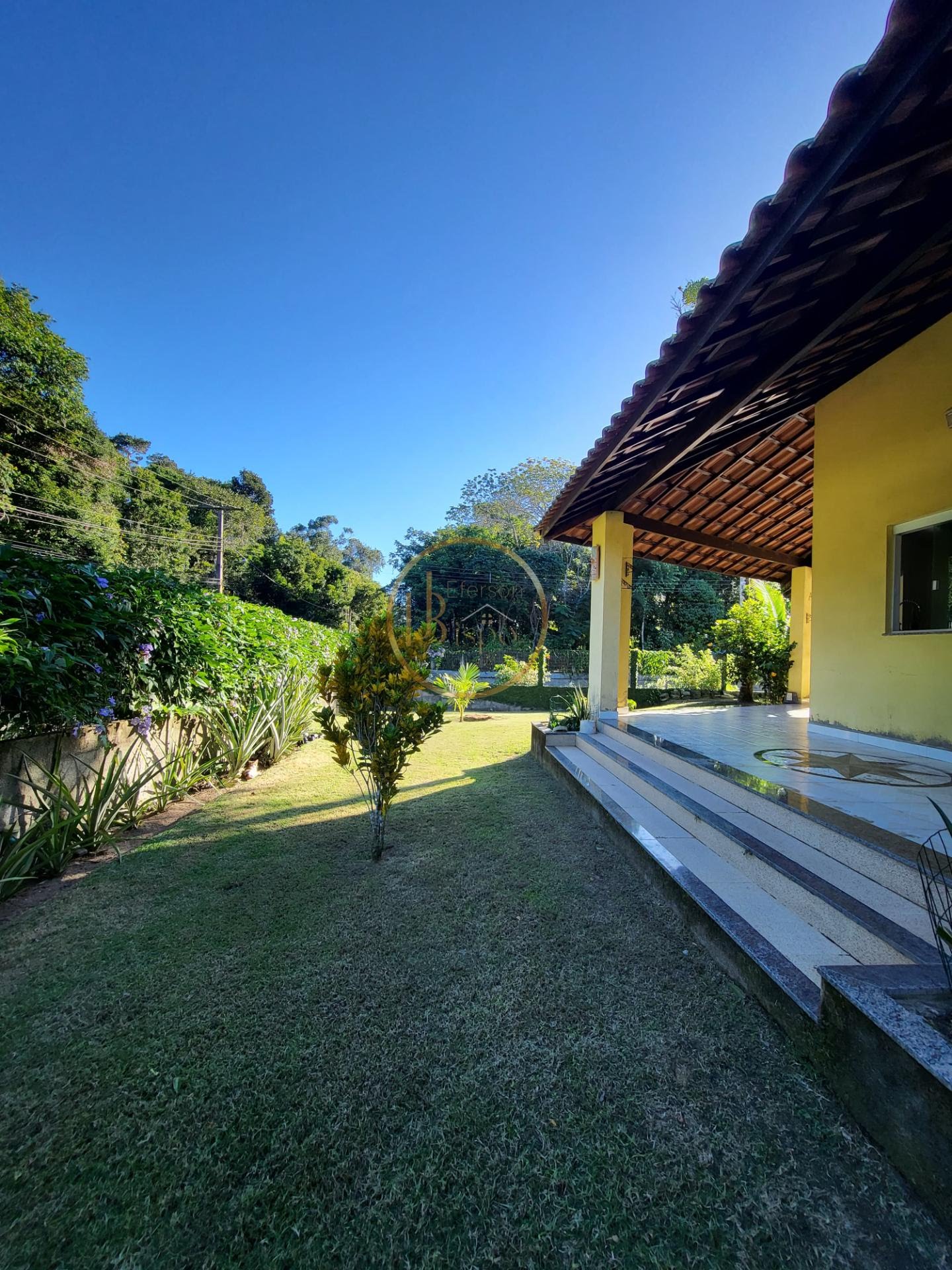 Casa à venda com 5 quartos, 2 suítes, 5 vagas e 250m² no Coroa Vermelha, Santa Cruz Cabrália (BA) — foto 10 de 16