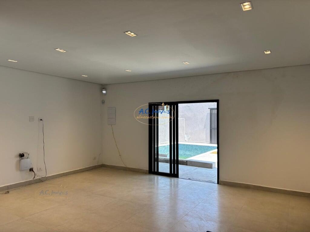 Casa à venda com 3 quartos, 3 suítes, 4 vagas e 139m² no Jardim Imperador, Praia Grande (SP) — foto 11 de 30
