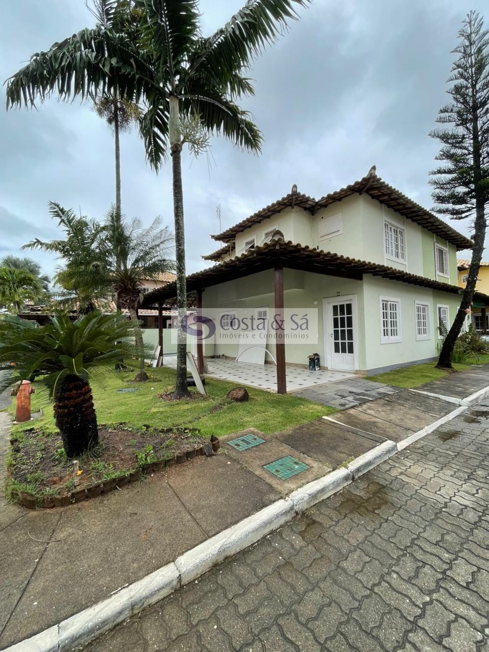 Casa à venda com 3 quartos, 3 banheiros e 1 vaga no Jardim Campomar, Rio das Ostras — foto principal