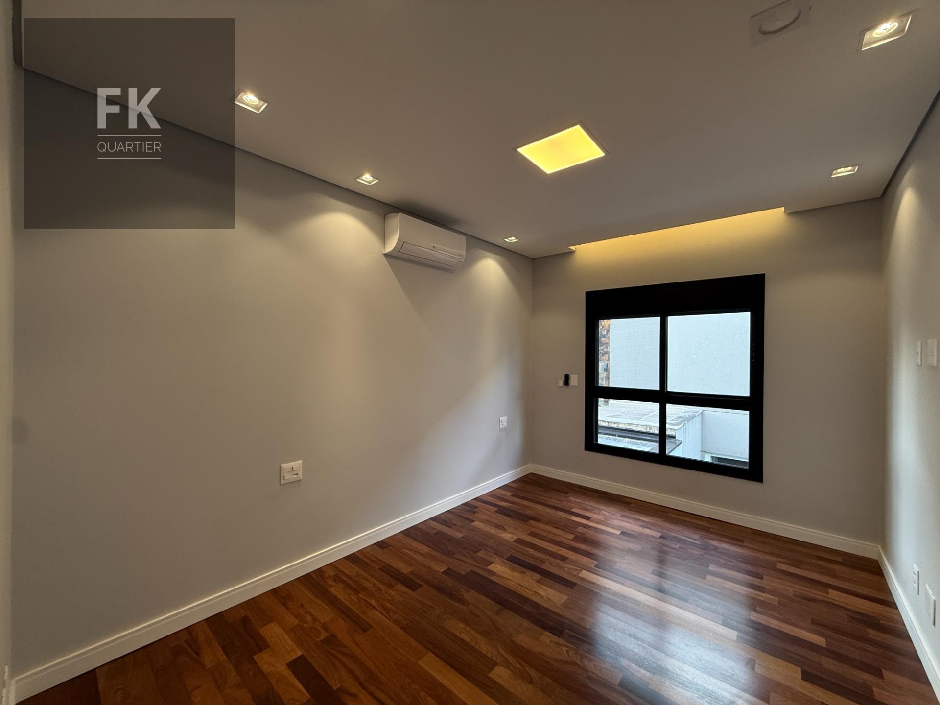 Casa à venda com 4 quartos, 4 suítes, 6 vagas e 441m² no Alphaville, Santana de Parnaíba (SP) — foto 8 de 15