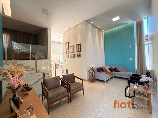 Casa à venda no bairro São José, Pará de Minas | 5 dorms, 330m²