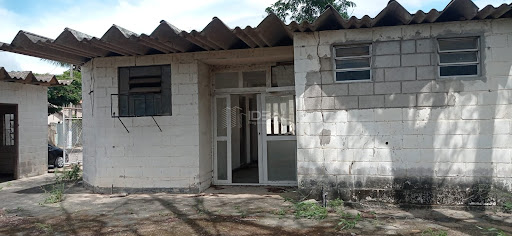 Excelente área industrial com toda infraestrutura para aluguel ou venda com 2000m2 em Donana, próxima à rodovia Campos/Farol cod 15797