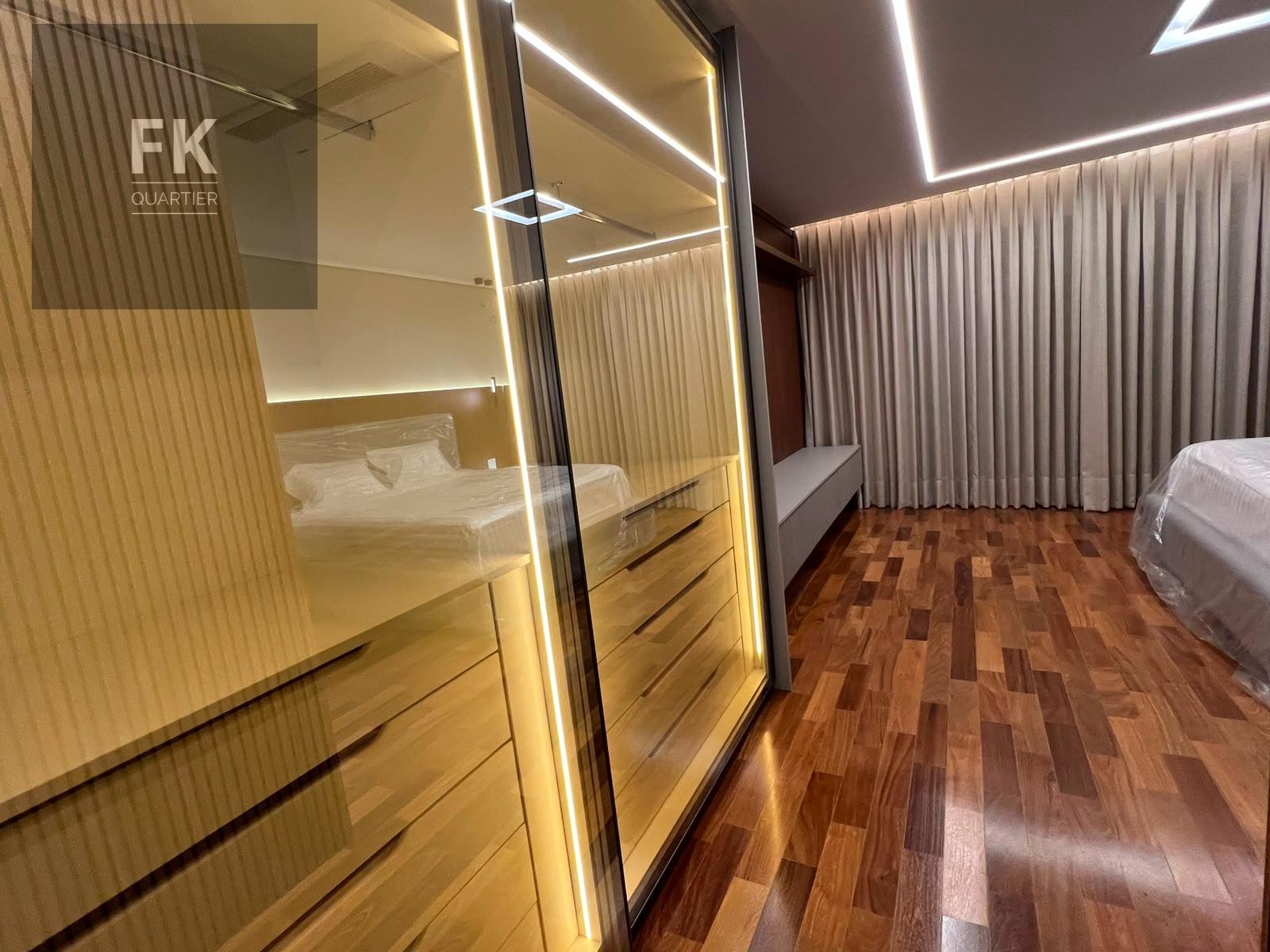 Casa à venda com 4 quartos, 4 suítes, 6 vagas e 490m² no Alphaville, Santana de Parnaíba (SP) — foto 25 de 30
