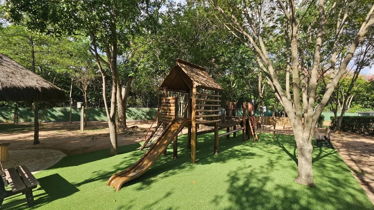 Casa à venda com 3 quartos, 3 suítes, 4 vagas e 235m² no Jardim Residencial Maria Dulce, Indaiatuba (SP) — foto 21 de 30