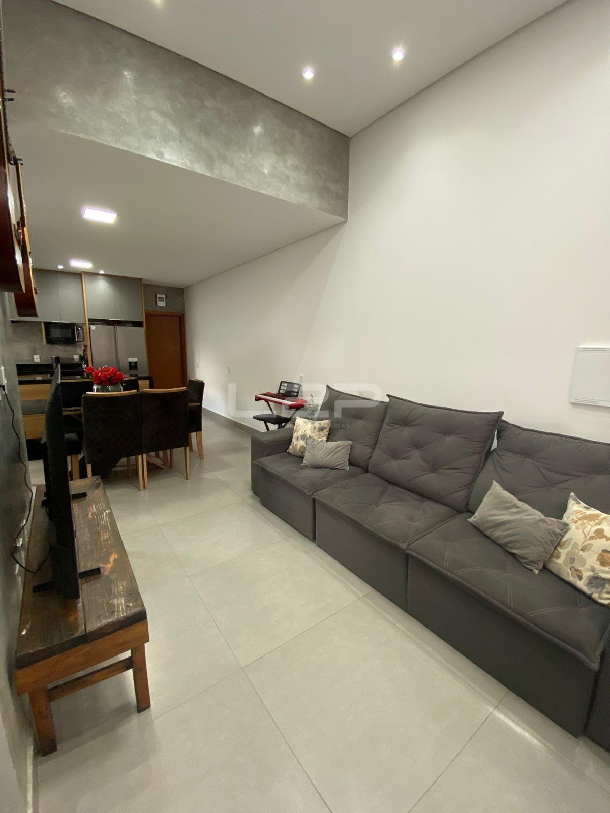 Casa à venda com 3 quartos, 1 suíte, 4 vagas e 120m² no Loteamento Jardim Itália, Itupeva (SP) — foto 6 de 18