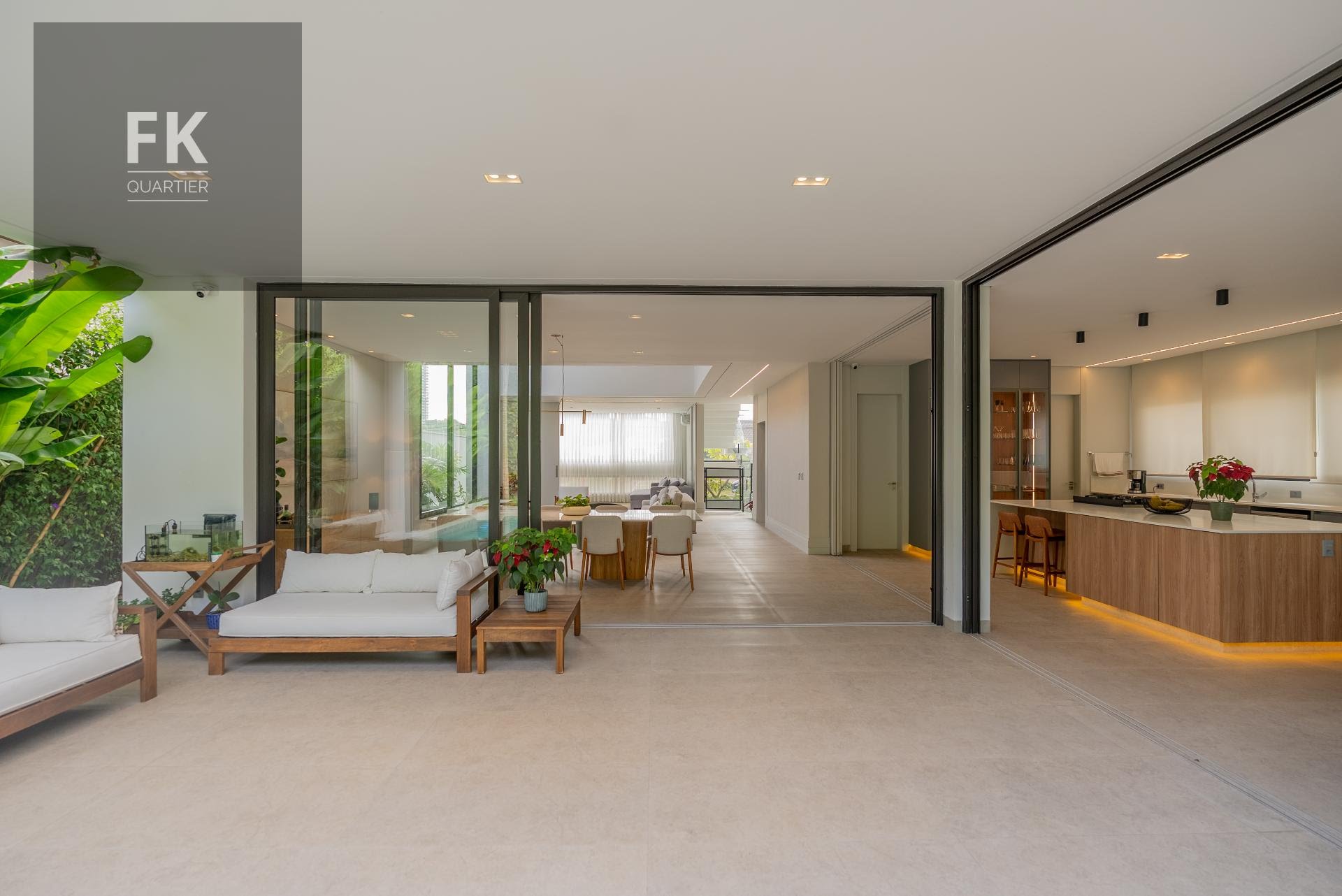 Casa à venda com 4 quartos, 4 suítes, 6 vagas e 537m² no Alphaville Residencial Dois, Barueri (SP) — foto 25 de 30