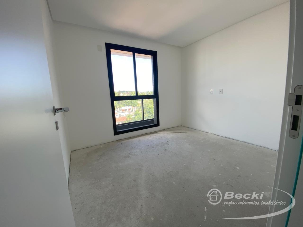 Apto. à venda no bairro Anita Garibaldo em Joinville SC - Becki Empreendimentos