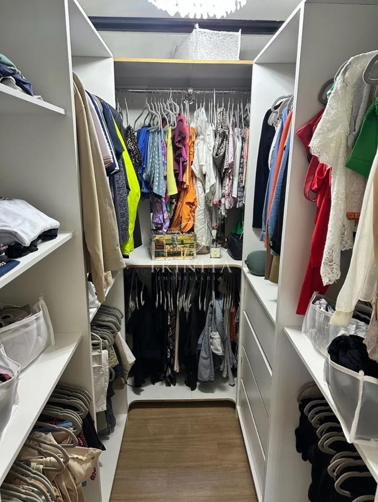 Closet - Recreio dos Bandeirantes - Trinità Imobiliária