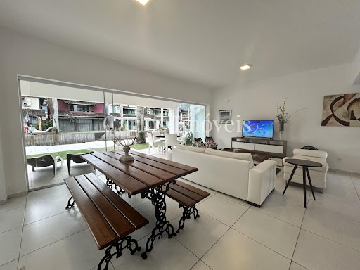 Casa para Locação em Angra dos Reis / RJ no bairro Ribeira