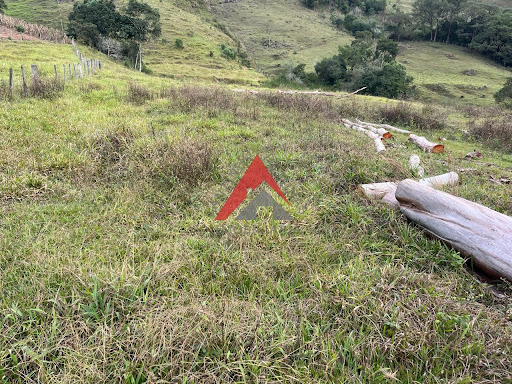 Terreno no Bairro Mamoneiro  -  Itapeva - MG