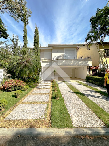 Casa de Condomínio em Alphaville - Santana de Parnaíba, SP