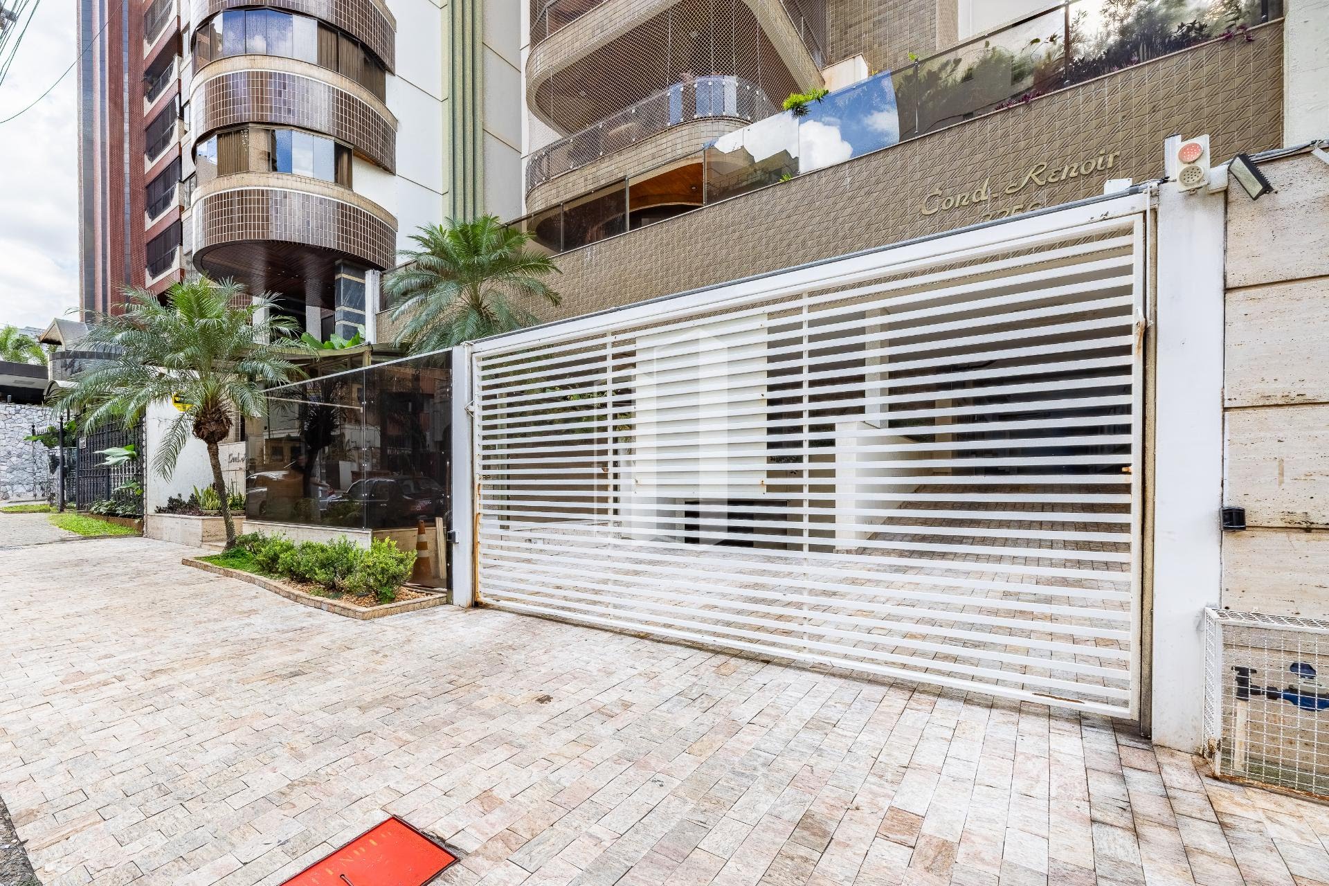 Apartamento, 4 quartos, 238 m² - Foto 4