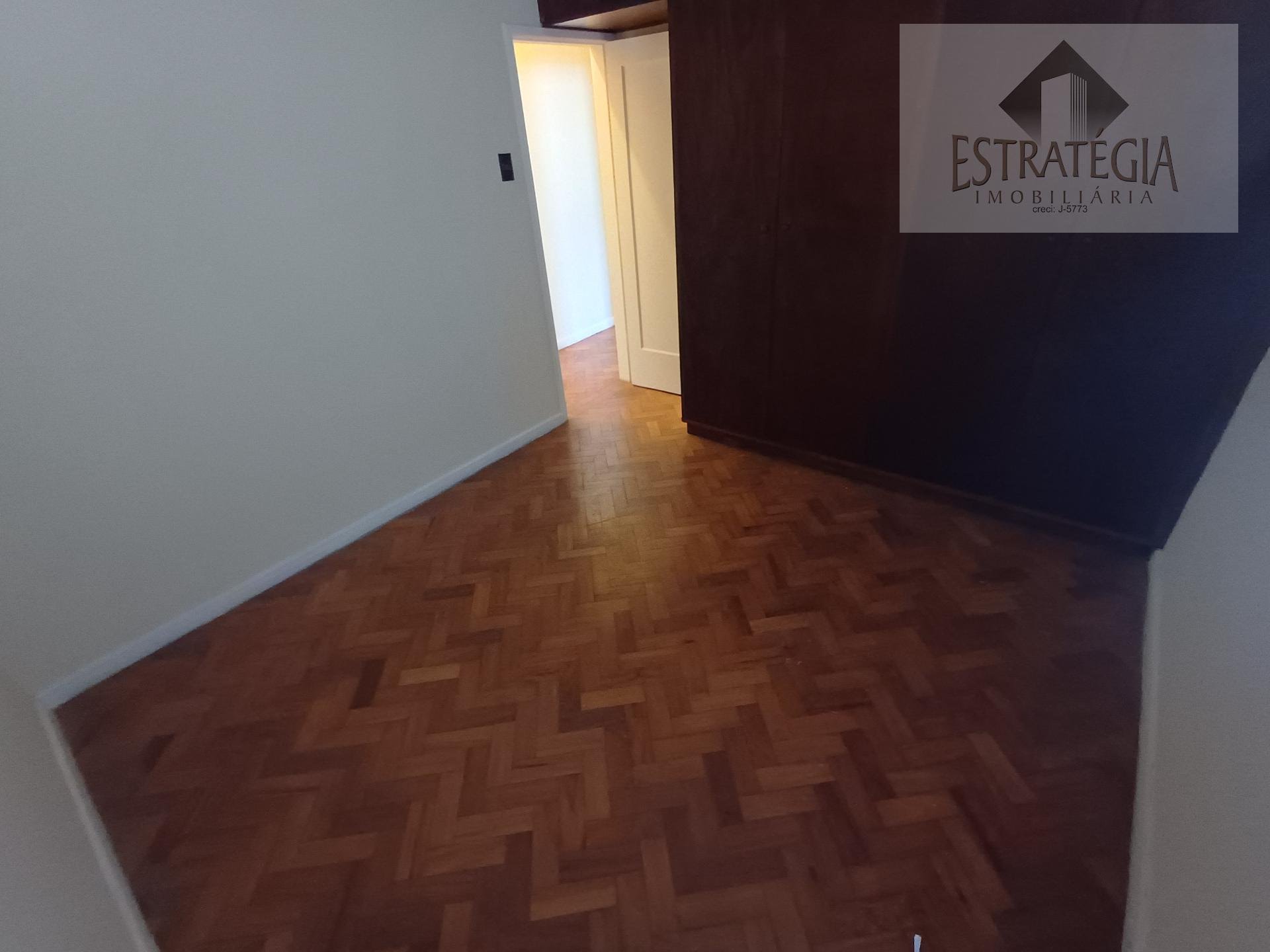 Apartamento para alugar com 3 quartos, 1 banheiro e 1 vaga no Valparaíso, Petrópolis (RJ) — foto 10 de 16