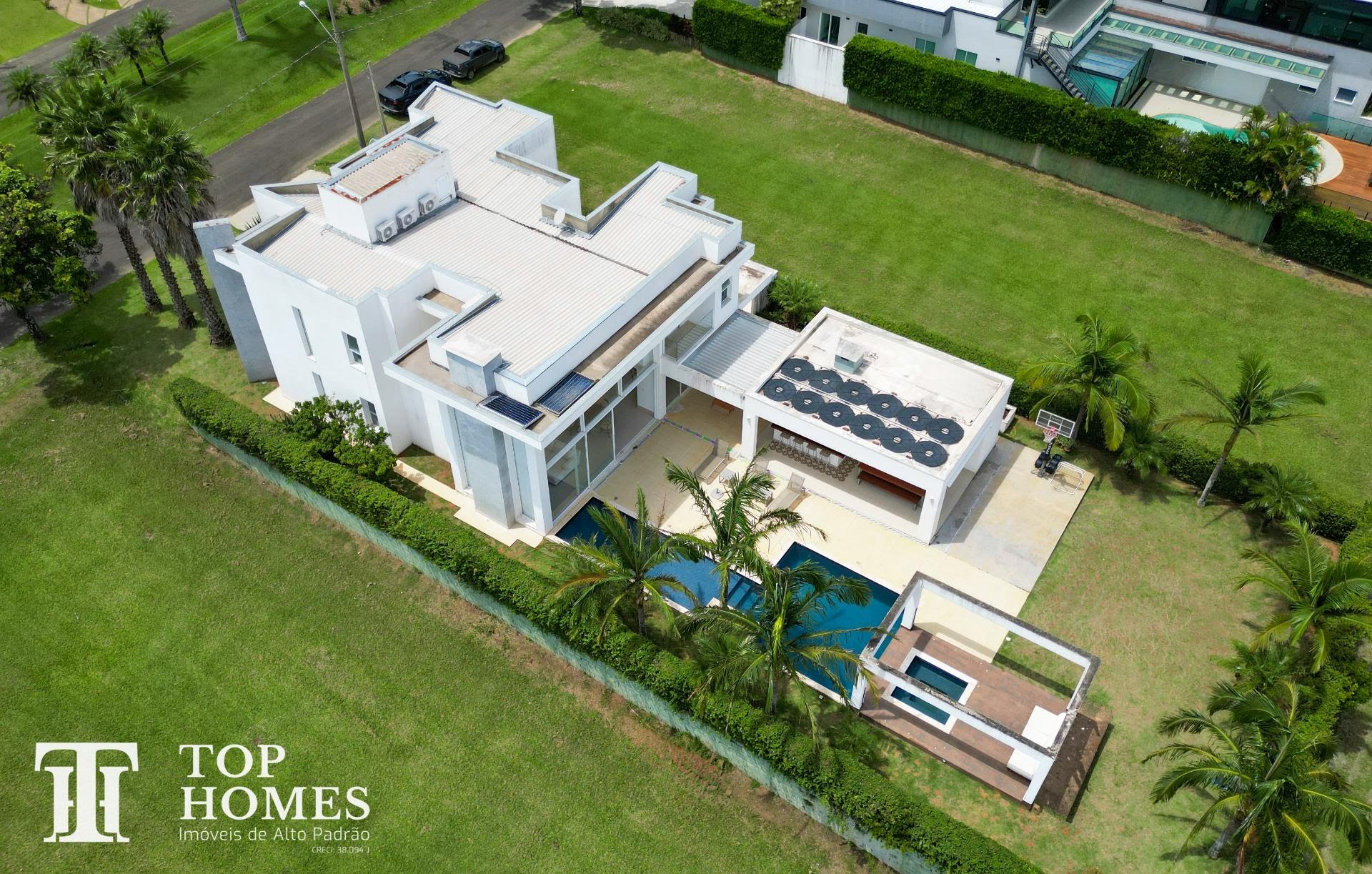 Casa de alto padrão à venda no condomínio Portal Japy Golf em Cabreúva