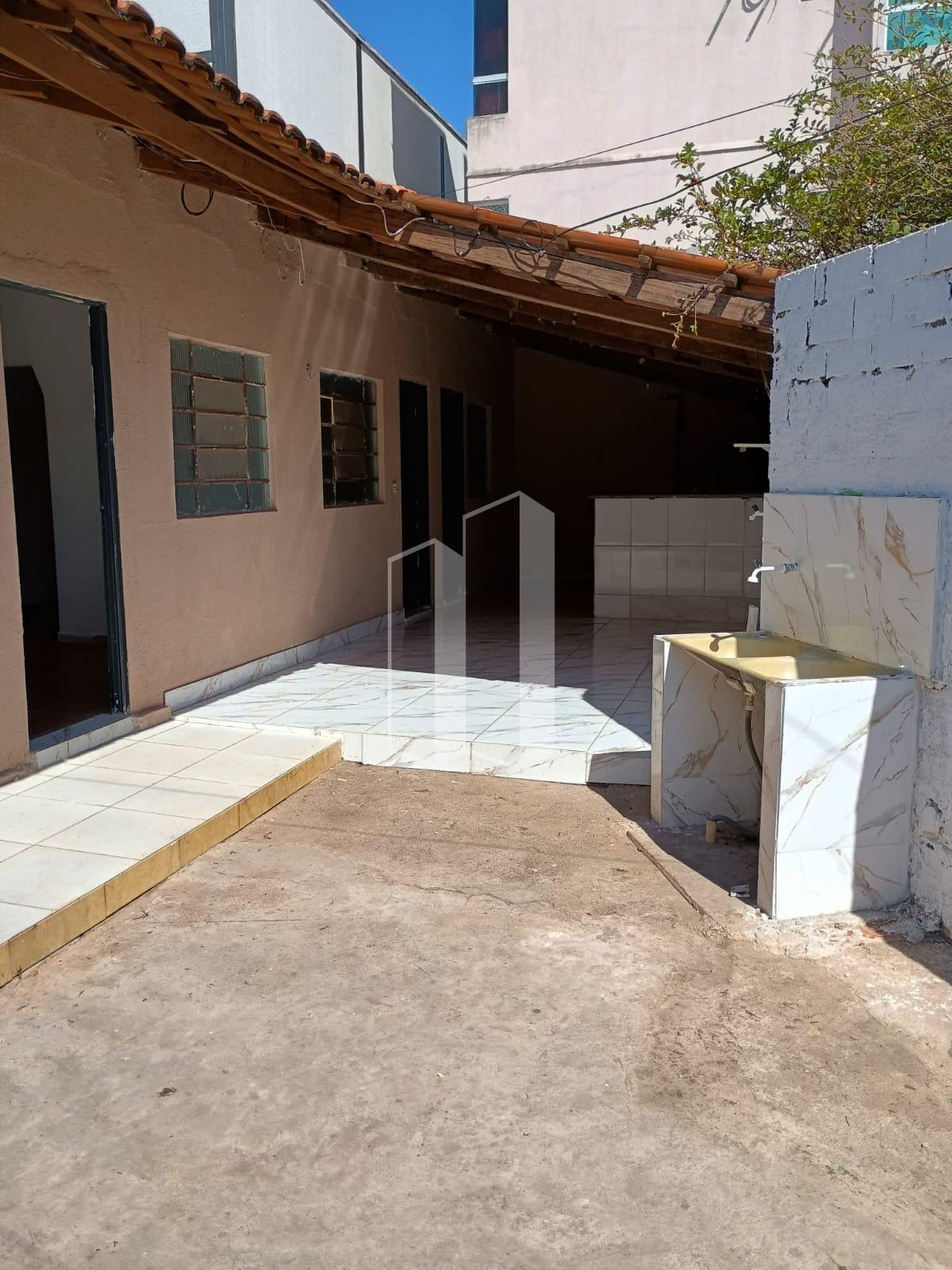 Casa para alugar com 2 quartos, 1 banheiro e 50m² no Jardim América, Goiânia (GO) — foto 9 de 22