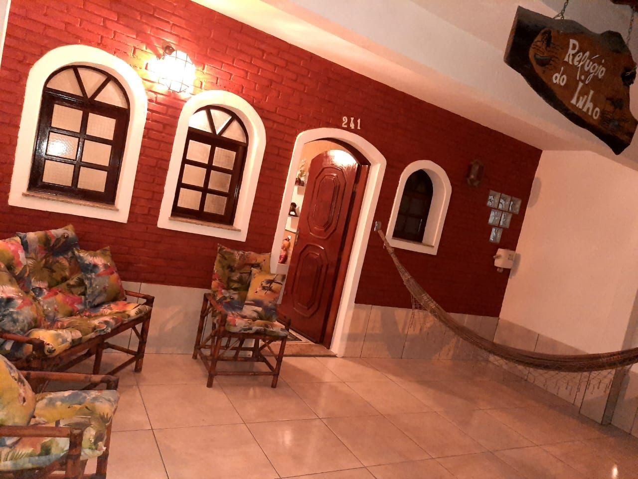 Casa à venda com 3 quartos, 3 banheiros, 2 vagas e 160m² no Perequê-açu, Ubatuba (SP) — foto 2 de 17