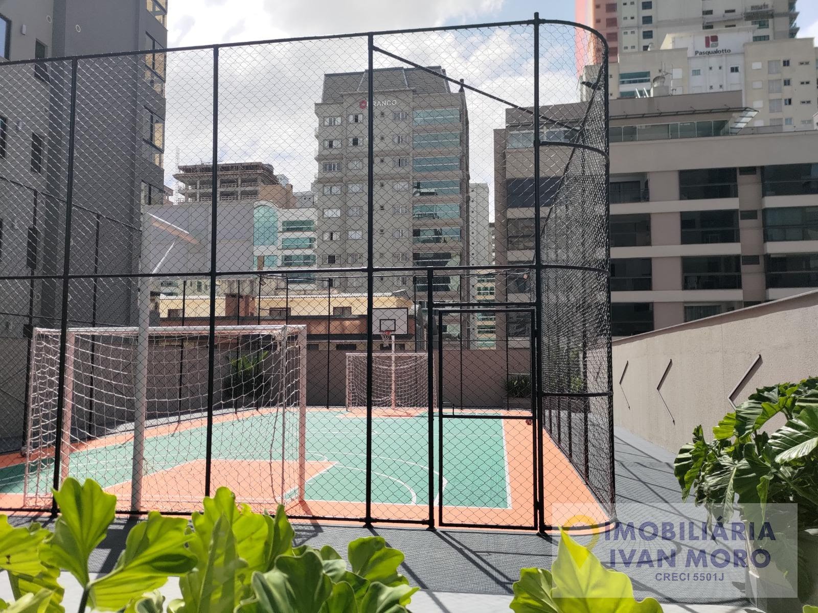 Apartamento à venda com 4 quartos, 4 suítes, 3 vagas e 198m² no Meia Praia, Itapema (SC) — foto 28 de 30