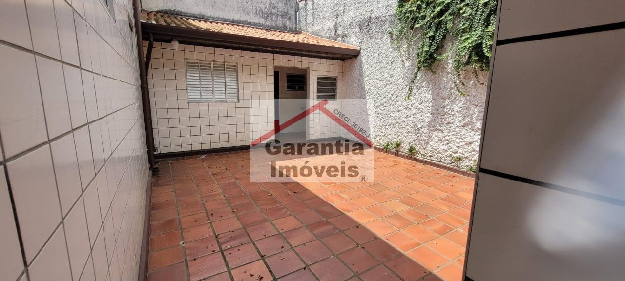 Casa à venda com 5 quartos, 1 suíte, 4 vagas e 350m² no Parque Continental, São Paulo (SP) — foto 12 de 30