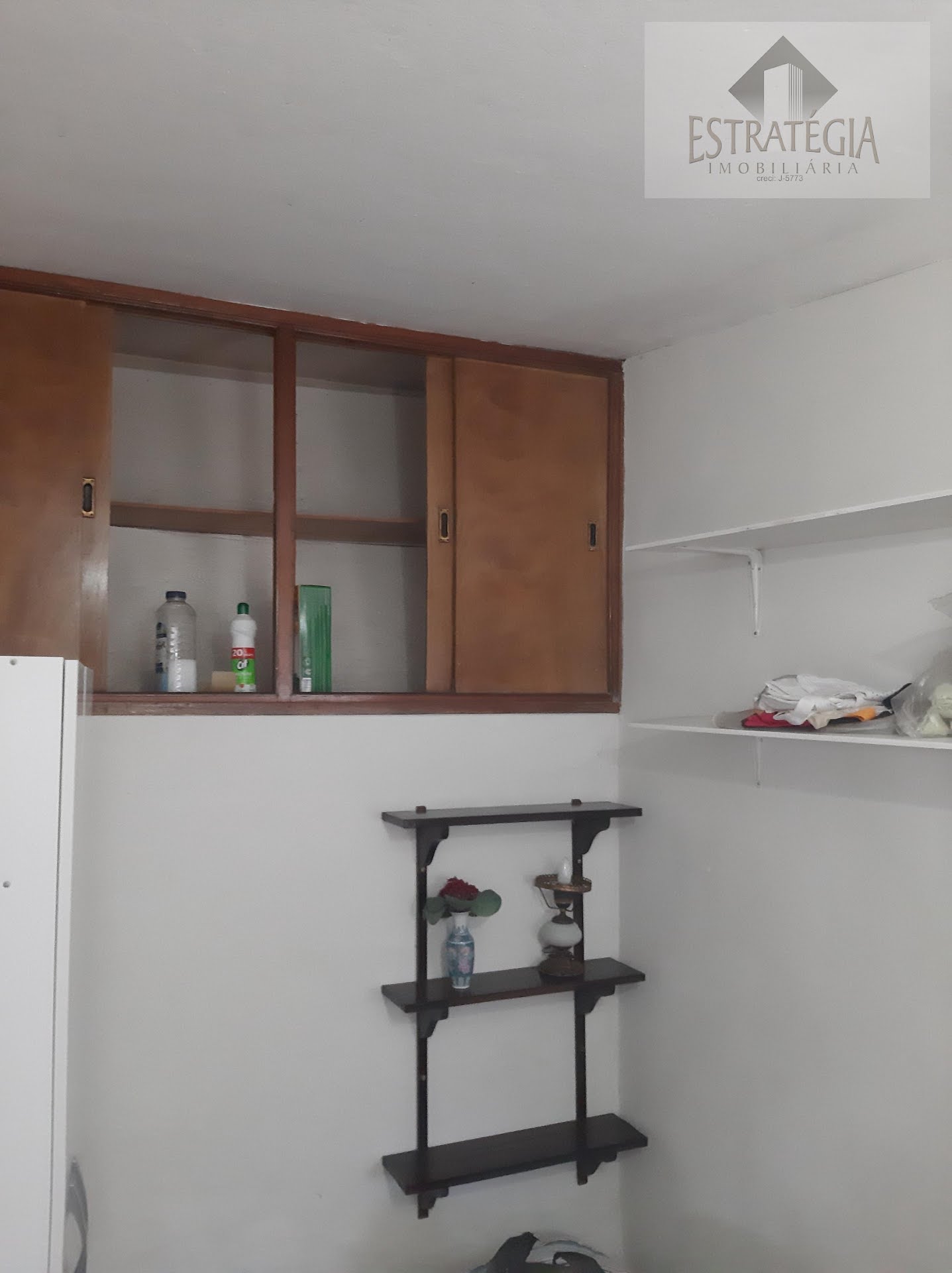 Casa à venda com 3 quartos, 1 suíte, 1 vaga e 190m² no Valparaíso, Petrópolis (RJ) — foto 23 de 30