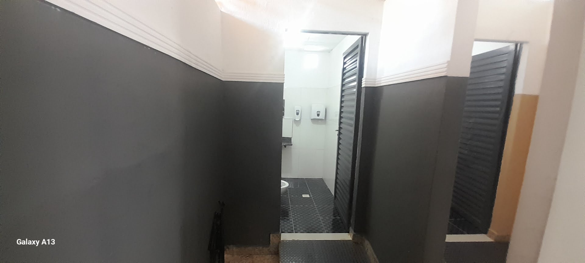 Comercial para alugar com 2 banheiros e 200m² no Mantiqueira, Belo Horizonte (MG) — foto 10 de 15