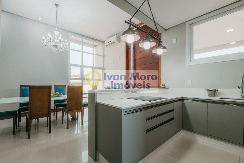 Casa à venda com 4 quartos, 4 suítes, 4 vagas e 287m² no Vargem Grande, Florianópolis (SC) — foto 13 de 22