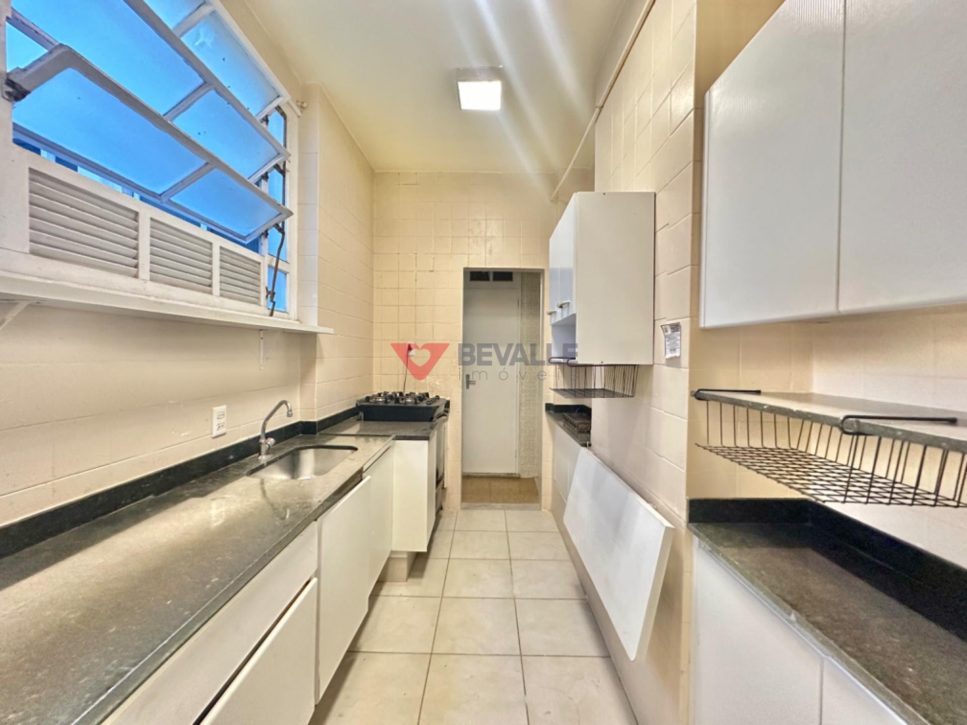 Apartamento à venda com 4 quartos, 1 suíte, 1 vaga e 130m² no Leblon, Rio de Janeiro (RJ) — foto 26 de 30