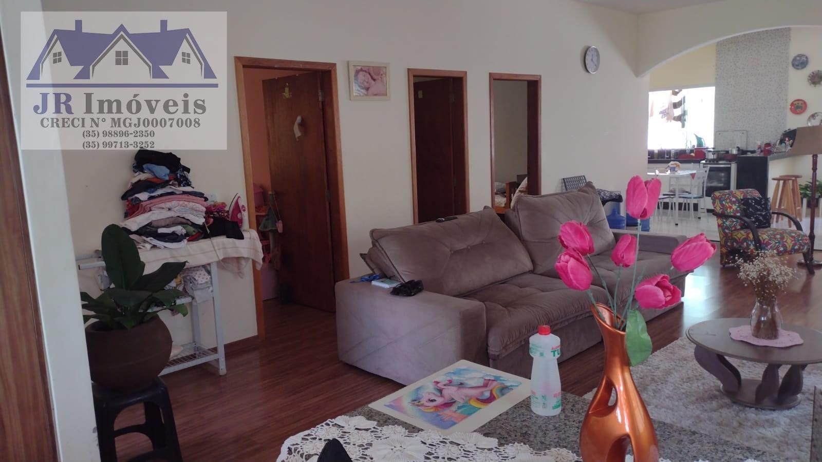 Casa à venda com 2 quartos, 1 suíte, 2 vagas e 300m² no Bairro Laje, Piranguinho (MG) — foto 17 de 25