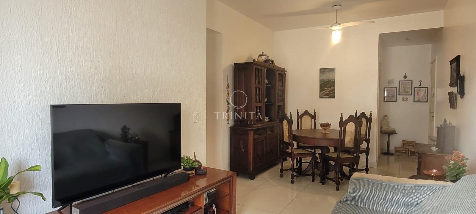 Sala de tv / sala de jantar 