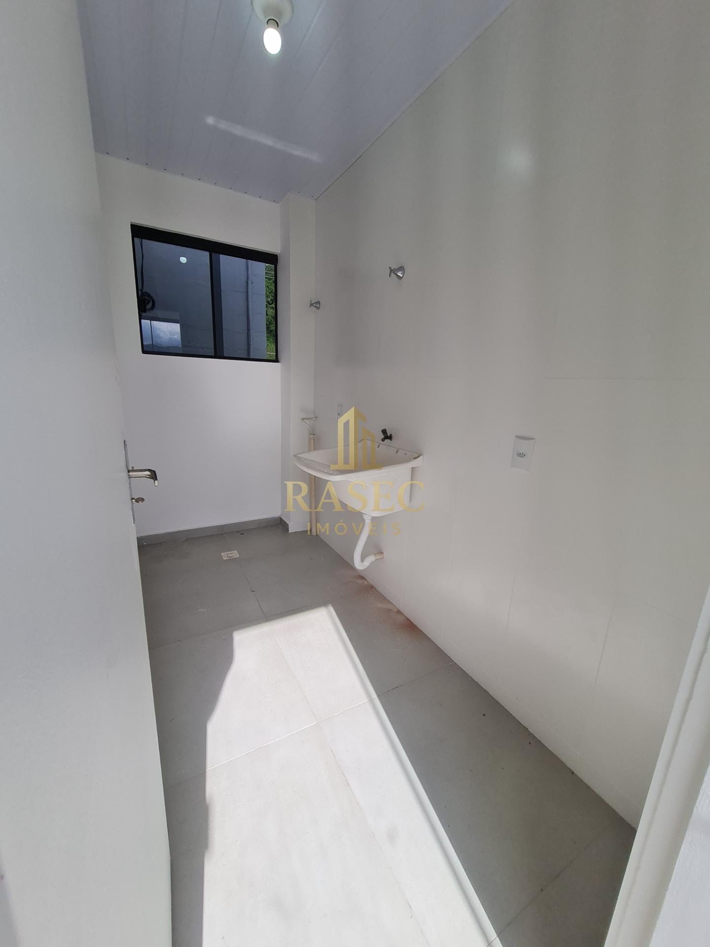 Comercial para alugar com 2 banheiros e 90m² no Souza Cruz, Brusque (SC) — foto 9 de 9