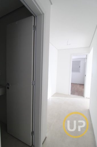 Entrada íntima do Apartamento