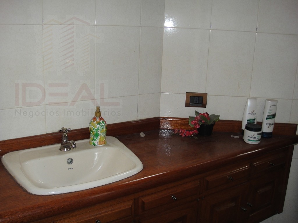 Casa à venda com 5 quartos, 1 suíte, 4 vagas e 329m² no Jardim Flamboyant, Campos dos Goytacazes (RJ) — foto 24 de 25