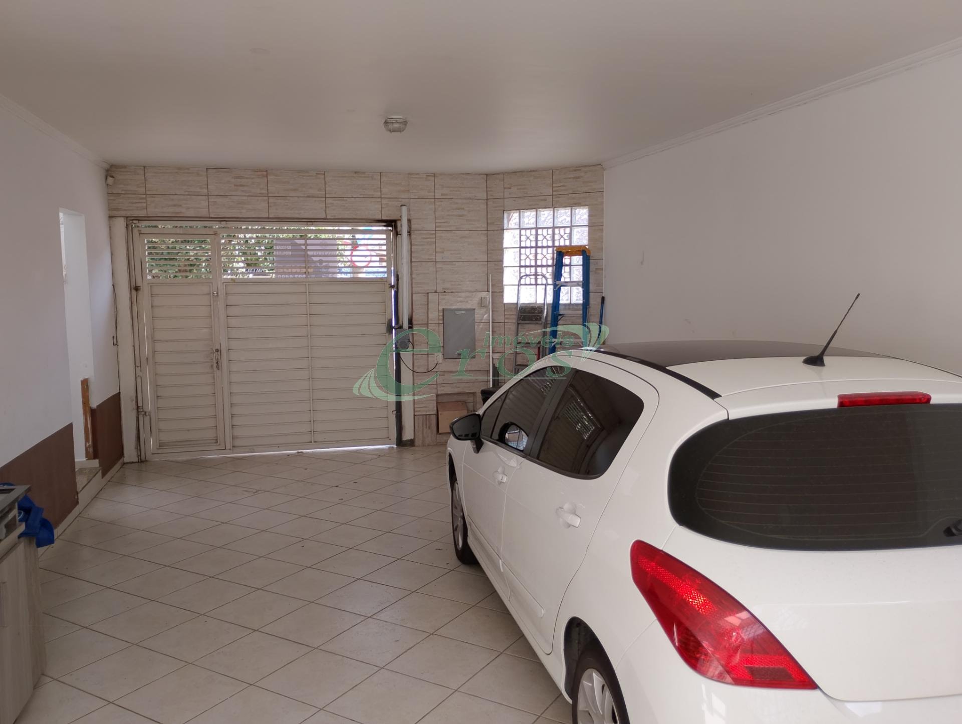 VAGAS DE GARAGEM