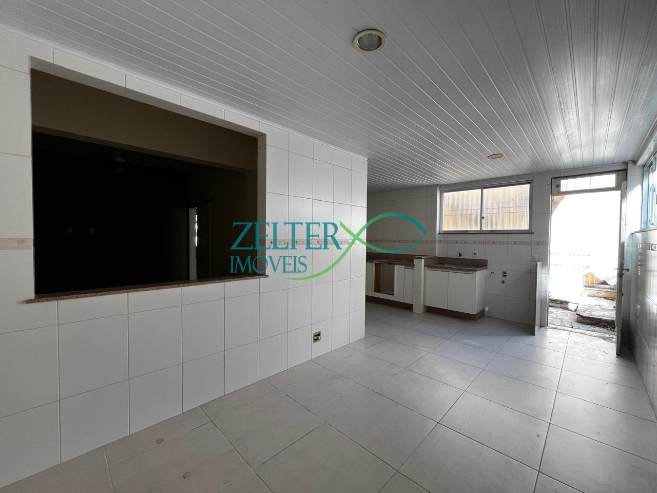 Casa à venda com 4 quartos, 2 banheiros, 5 vagas e 226m² no Vista Alegre, Rio de Janeiro (RJ) — foto 17 de 30