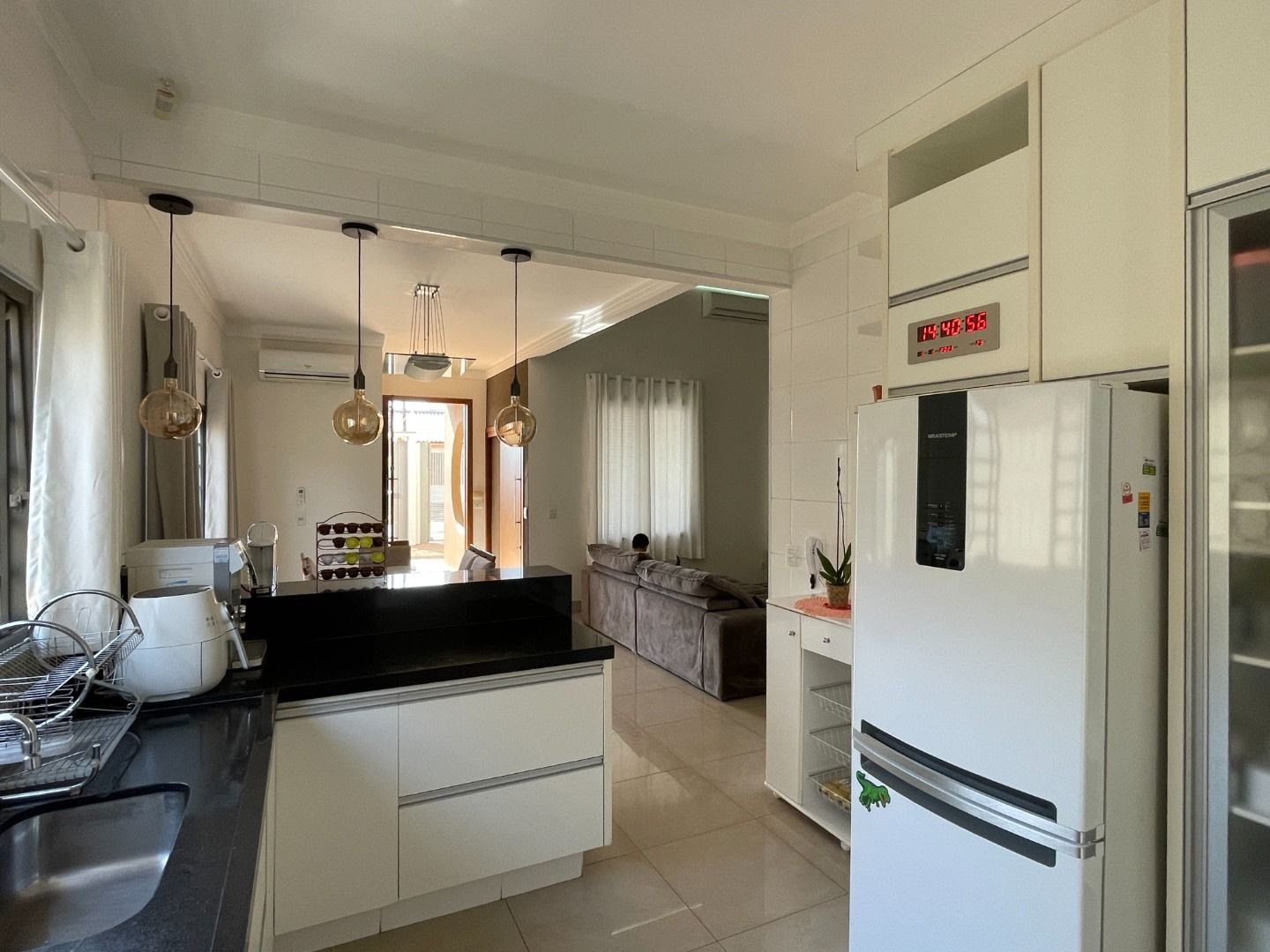 Casa à venda com 3 quartos, 3 suítes, 6 vagas e 300m² no Jardim Anhangüera, Ribeirão Preto (SP) — foto 18 de 30