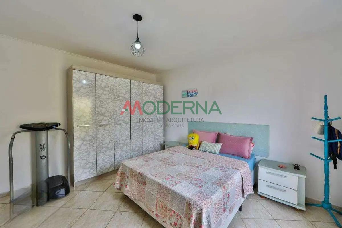 Casa à venda com 4 quartos, 2 suítes, 4 vagas e 280m² no Paulicéia, São Bernardo do Campo (SP) — foto 9 de 25