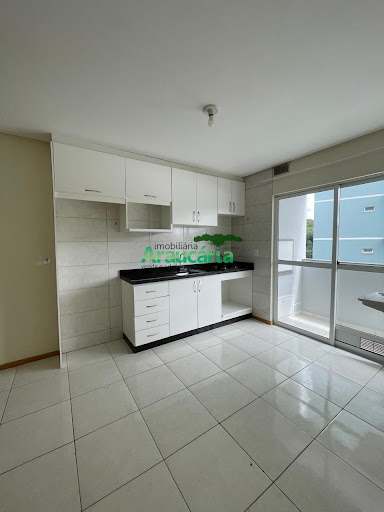 Cozinha e área de serviço