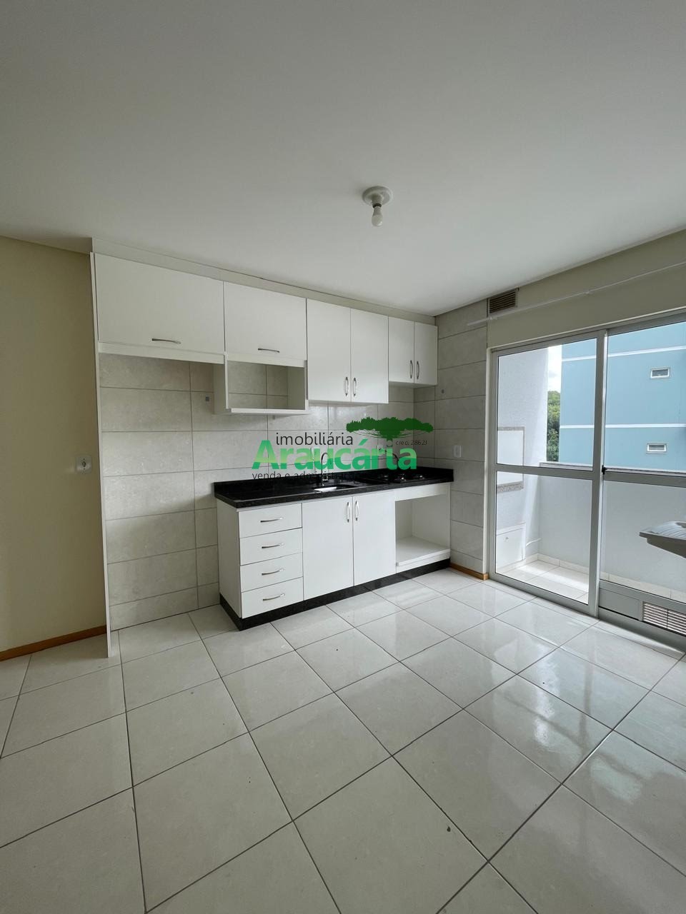 Cozinha e área de serviço