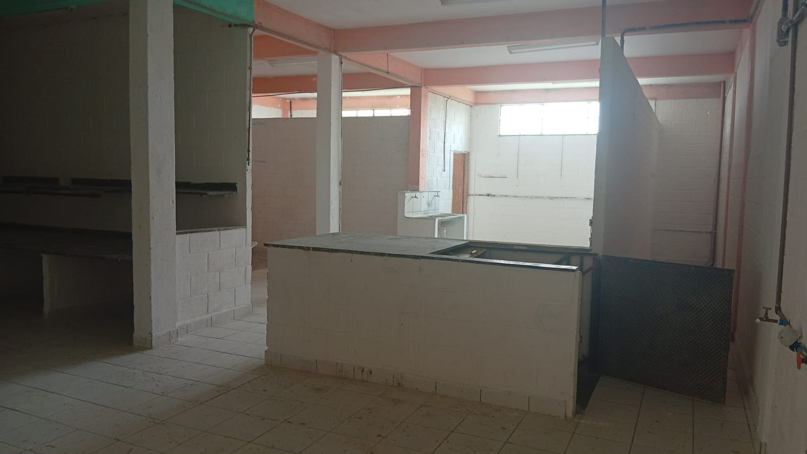 Depósito-Galpão, 250 m² - Foto 2