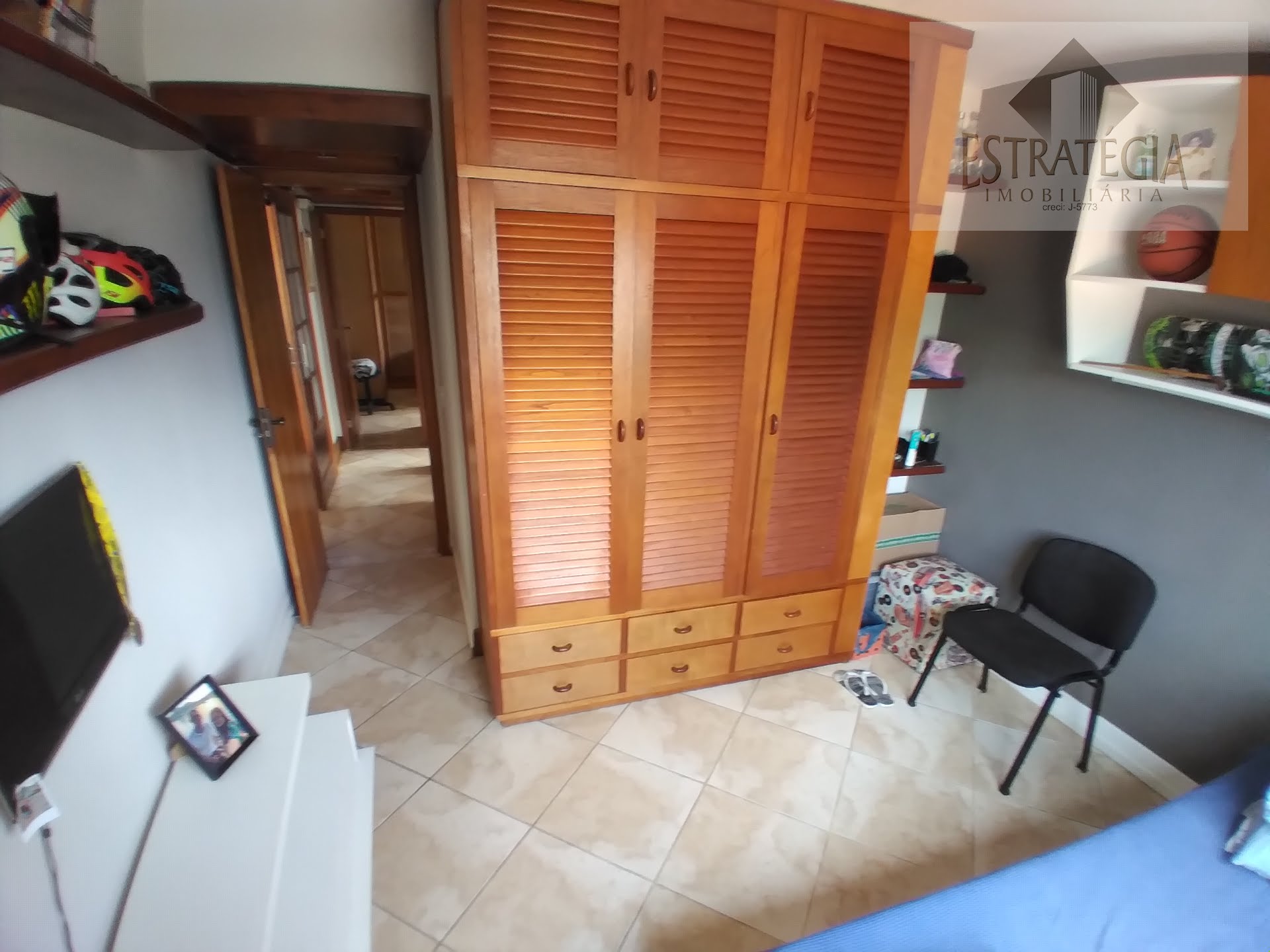 Apartamento à venda com 3 quartos, 1 suíte, 1 vaga e 95m² no Valparaíso, Petrópolis (RJ) — foto 12 de 15