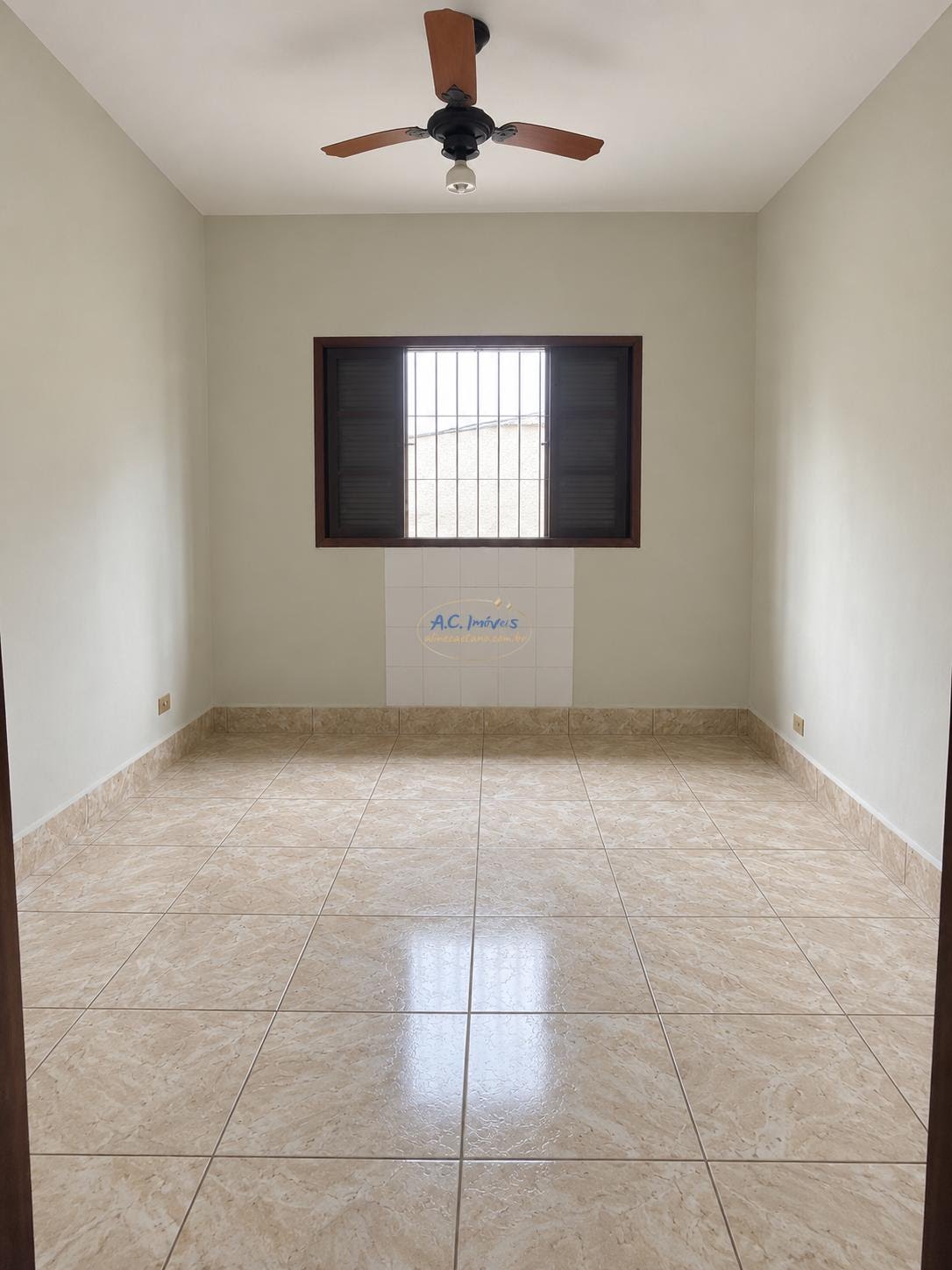Casa à venda com 2 quartos, 1 suíte, 2 vagas e 63m² no Tupiry, Praia Grande (SP) — foto 8 de 10