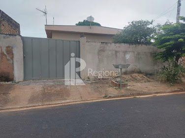 Casa em Cidade Jardim - Jaboticabal, SP